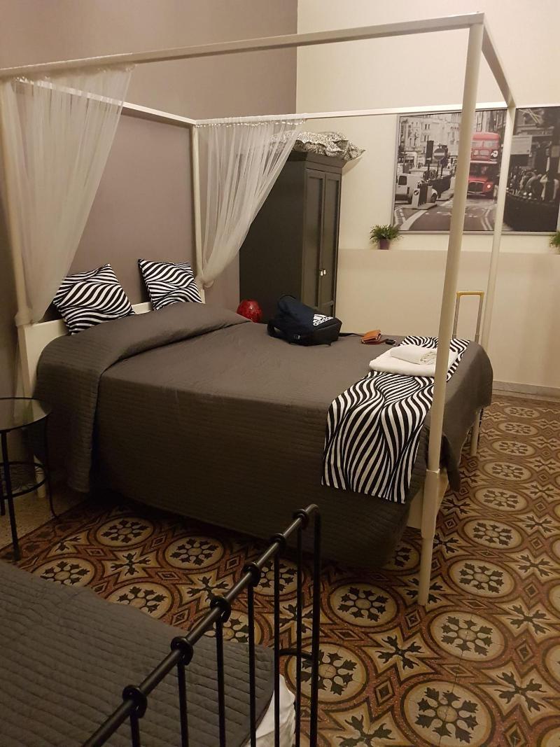 Happy Stay Guesthouse โรม ภายนอก รูปภาพ